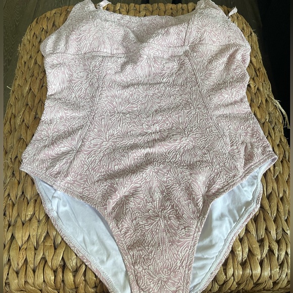 Andie Swim Rose Havana one piece swimsuit - Picture 2 of 5